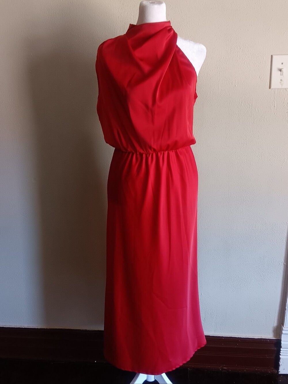 BTFBM Silky Sexy Red Halter Maxi Dress Size Small, Eladtic Waist, Cold Shoulder